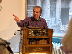 Achim Schneider während seiner Führung im Elztalmuseum.